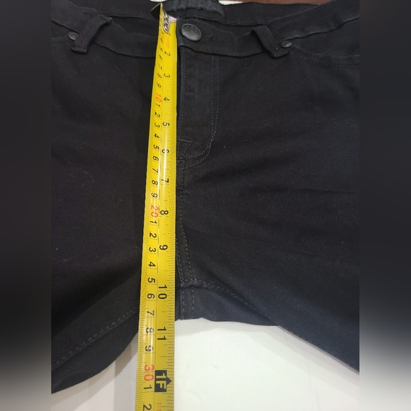 Rock & Republic  Black Denim Jeans Women's Sz.14 M - Picture 6 of 11